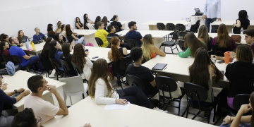Curso de Medicina da Univás oferece vagas em prova objetiva tradicional e classificação pelo Enem
