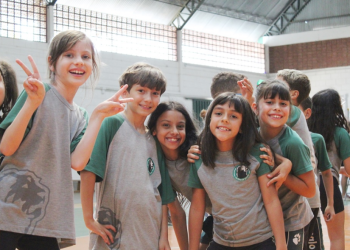 Semana da Criança traz alegria e diversão para alunos do Anglo Pouso Alegre