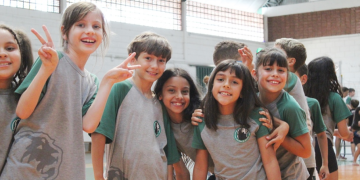 Semana da Criança traz alegria e diversão para alunos do Anglo Pouso Alegre