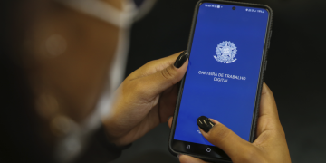 Minas mantém saldo positivo de empregos e está mais perto de superar meta de 1 milhão de vagas com carteira assinada