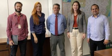 Vereador realiza reunião na Arsae em busca de soluções para falta de água e fornecimento impróprio para o consumo no município