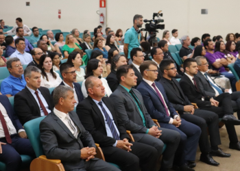 Eleitos de Pouso Alegre em 2024 são diplomados na Câmara pela Justiça Eleitoral