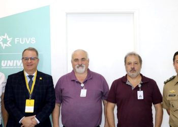 General do Ministério da Defesa é recebido na presidência da FUVS