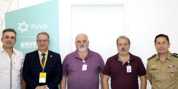 General do Ministério da Defesa é recebido na presidência da FUVS