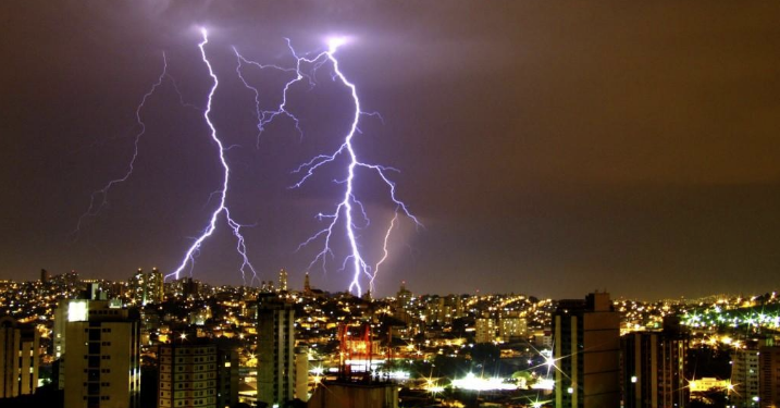 Cemig reforça segurança com eletricidade durante tempestades e alagamentos