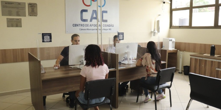 CAC oferece mais de 700 vagas de emprego nesta semana