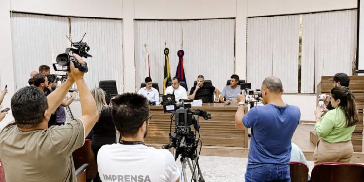 Vereadores requerem comissão de estudo para avaliar gastos públicos da Prefeitura