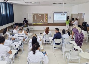 Atividade do projeto Lean usa ferramenta Makigami com lideranças e coordenadores do CHSL
