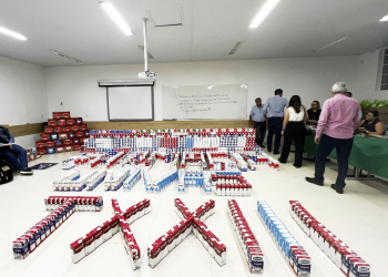 Curso de Farmácia faz doação recorde de mais de 2 mil litros de leite ao CHSL