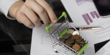 Varejo fecha último quadrimestre de 2024 com desempenho positivo