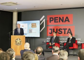 Correios lança selo institucional Pena Justa, em cerimônia no STF