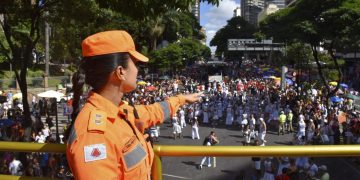 Vigilância Sanitária orienta comerciantes sobre a venda segura de alimentos no Carnaval