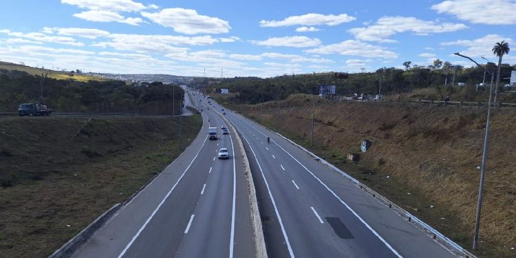 Autorização para uso de faixa de domínio das rodovias estaduais mineiras pode ser solicitada via internet