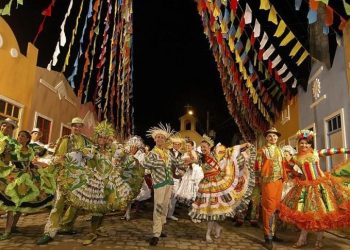 Governo de Minas e Cemig incentivam projeto para agentes culturais