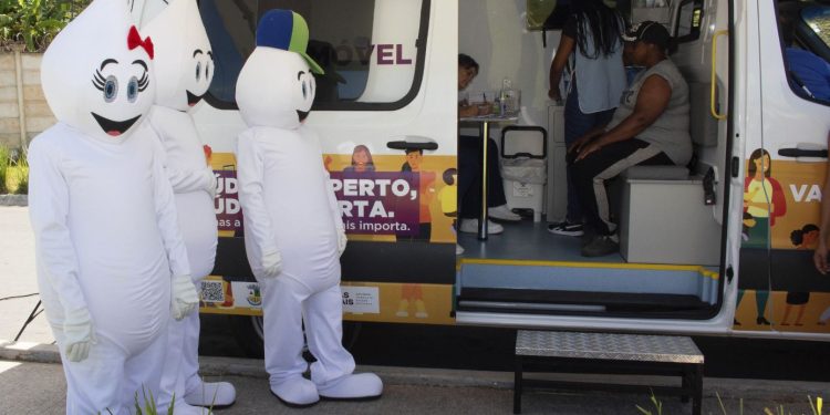 Minas coloca vacimóveis nas ruas durante o Carnaval para aumentar a cobertura de imunização