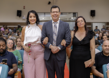 Câmara realiza cerimônia de entrega do Diploma Mulher-Cidadã