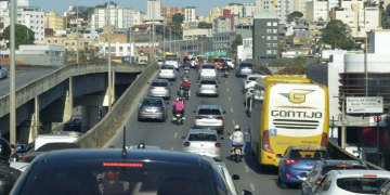 Governo de Minas facilita defesa de motoristas com novos serviços digitais
