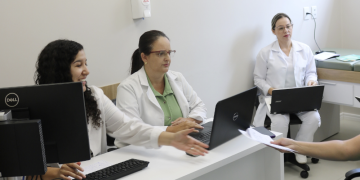 Programa Linha de Cuidados do trabalho multiprofissional Saúde comemora dois anos no CHSL