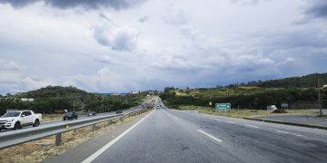 Governo de Minas avança na recuperação funcional da pista da MG-424