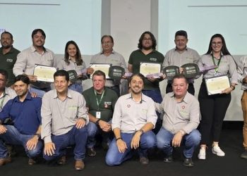 Emater-MG premia funcionários e escritórios com melhor desempenho em 2024