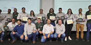 Emater-MG premia funcionários e escritórios com melhor desempenho em 2024