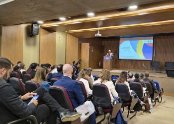 Univás participa do seminário tecnologias que impulsionam o EAD em Brasília