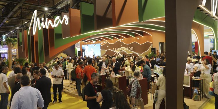 Minas Gerais lança três novas rotas turísticas na WTM Latin America 2025