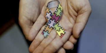 Governo de Minas reforça papel da informação na conscientização do Autismo