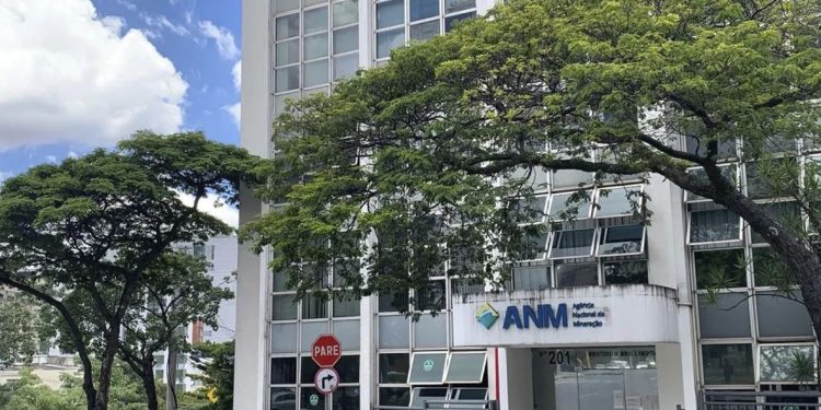 Municípios mineiros, têm até 8 de maio para recorrer sobre inclusão na distribuição da CFEM