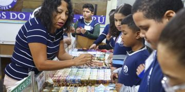 Estudantes da rede estadual participam da Bienal Mineira do Livro 2025