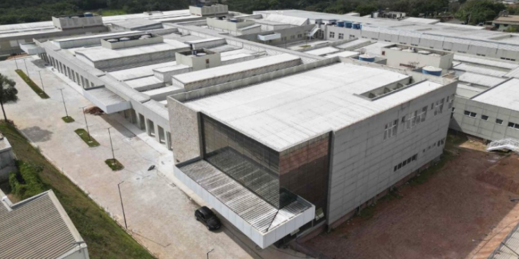 Governo de Minas vistoria as obras Hospital Regional de Divinópolis