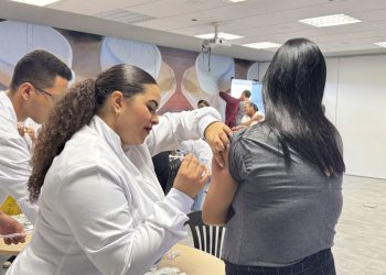 Cidade Administrativa recebe ação de vacinação contra a influenza