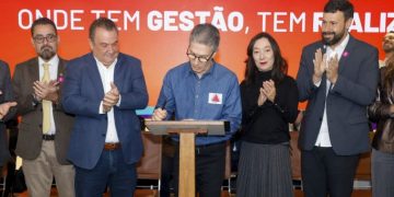 Governo de Minas assina decreto histórico que regulamenta uso da água no campo