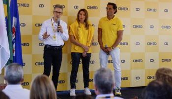 Governo de Minas acompanha investimento de R$ 90 milhões de empresa farmacêutica