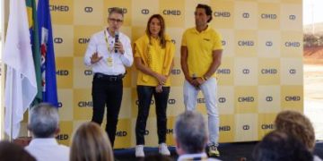 Governo de Minas acompanha investimento de R$ 90 milhões de empresa farmacêutica