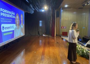 Minas reúne 250 educadores em Belo Horizonte e reforça preparação dos professores para o Enem