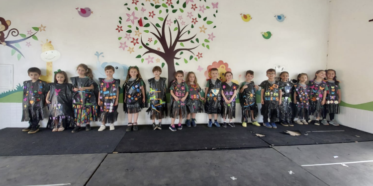 Alunos da Educação Infantil do Anglo tem aula que une arte e criatividade