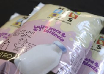 Governo de Minas avança na expansão do programa Leite pela Primeira Infância