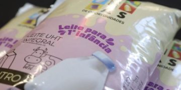 Governo de Minas avança na expansão do programa Leite pela Primeira Infância