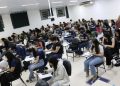 Acadêmicos fazem Prova Integrada do curso de Farmácia na Univás