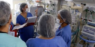 No Novembro Roxo, Governo de Minas destaca avanços no cuidado com os prematuros